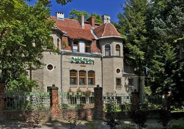 Фото Апарт-отели Sanatorium "Dąbrówka" г. Щавно-Здруй 3